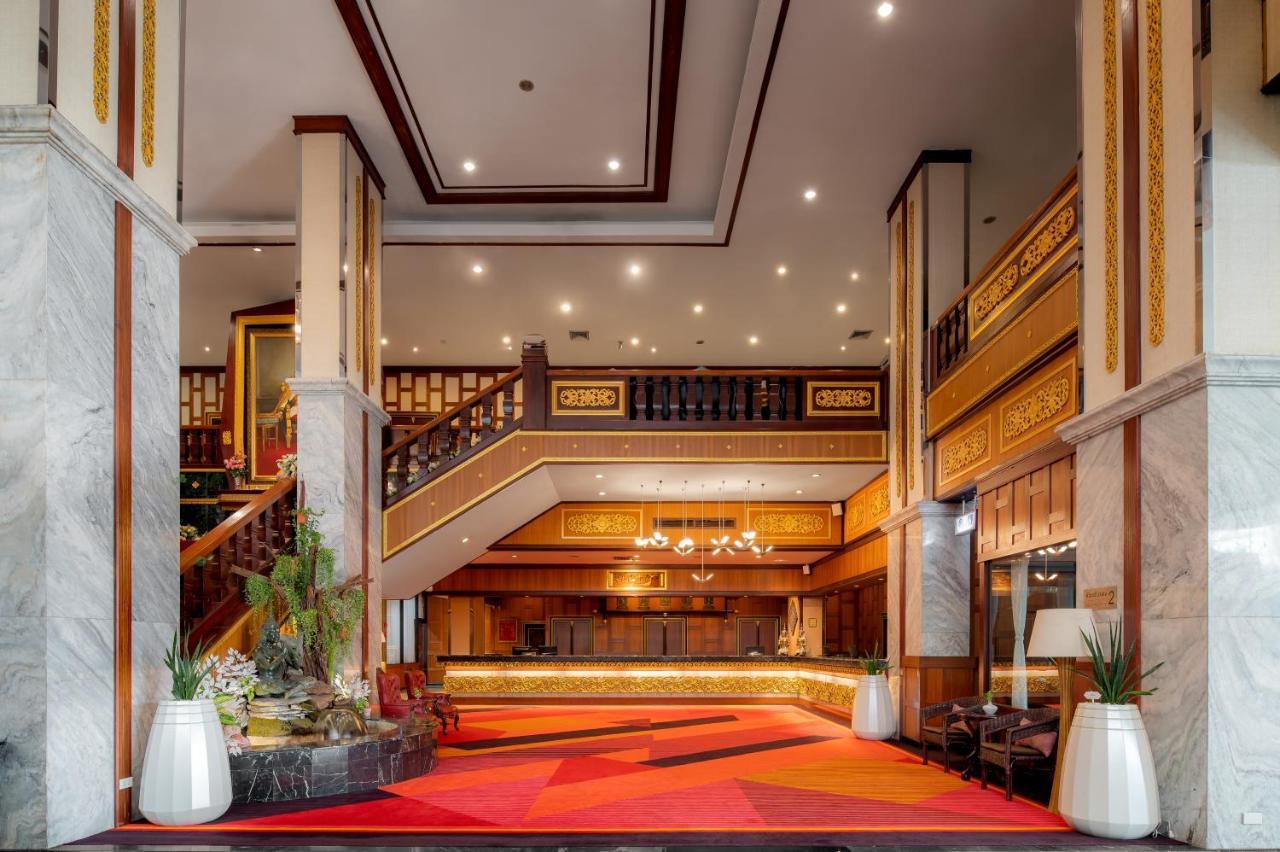 Alexander Hotel Bangkok Exterior photo