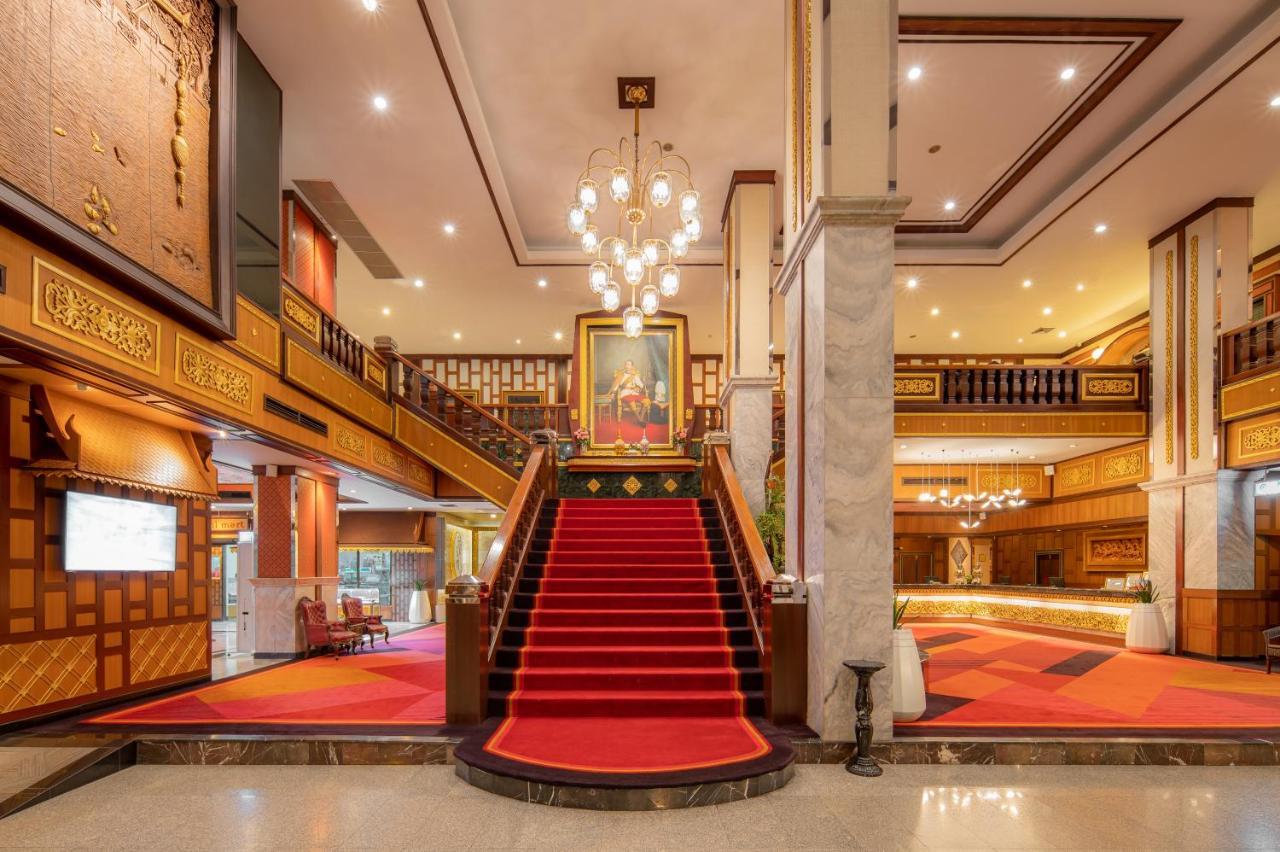 Alexander Hotel Bangkok Exterior photo